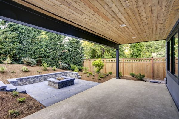 Cost of Concrete Patio Leveling in Eden Prairie